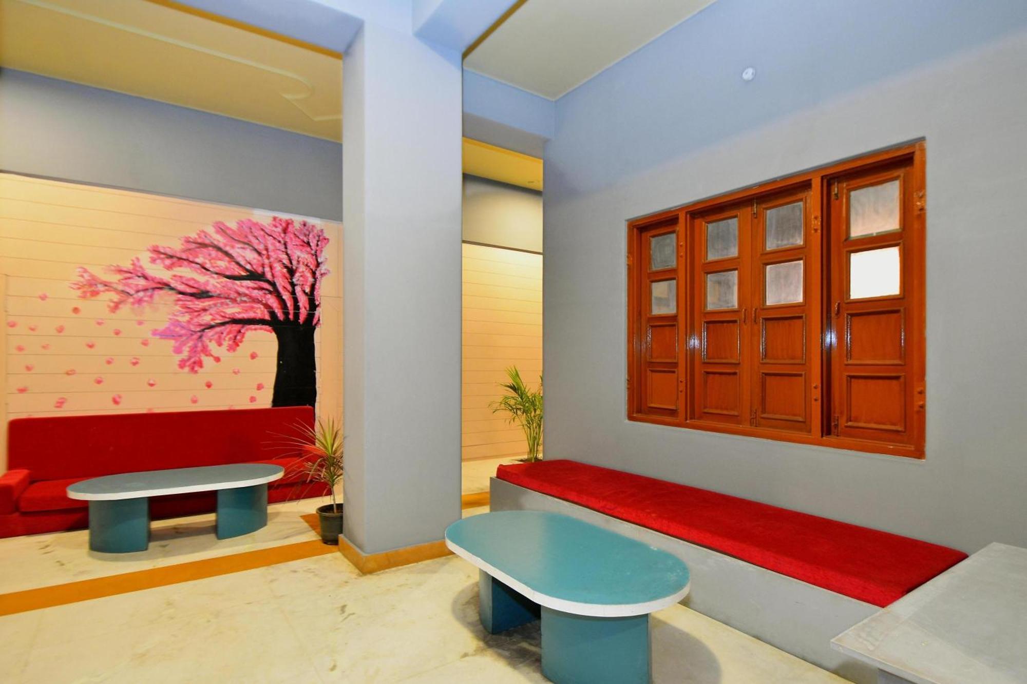 Pink Cozzy Hotel