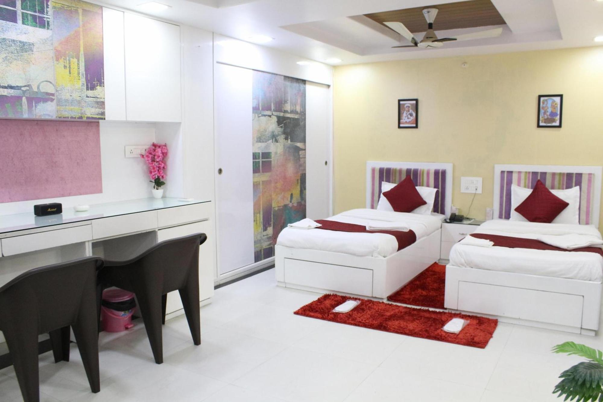 Pink Cozzy 3* Jaipur
