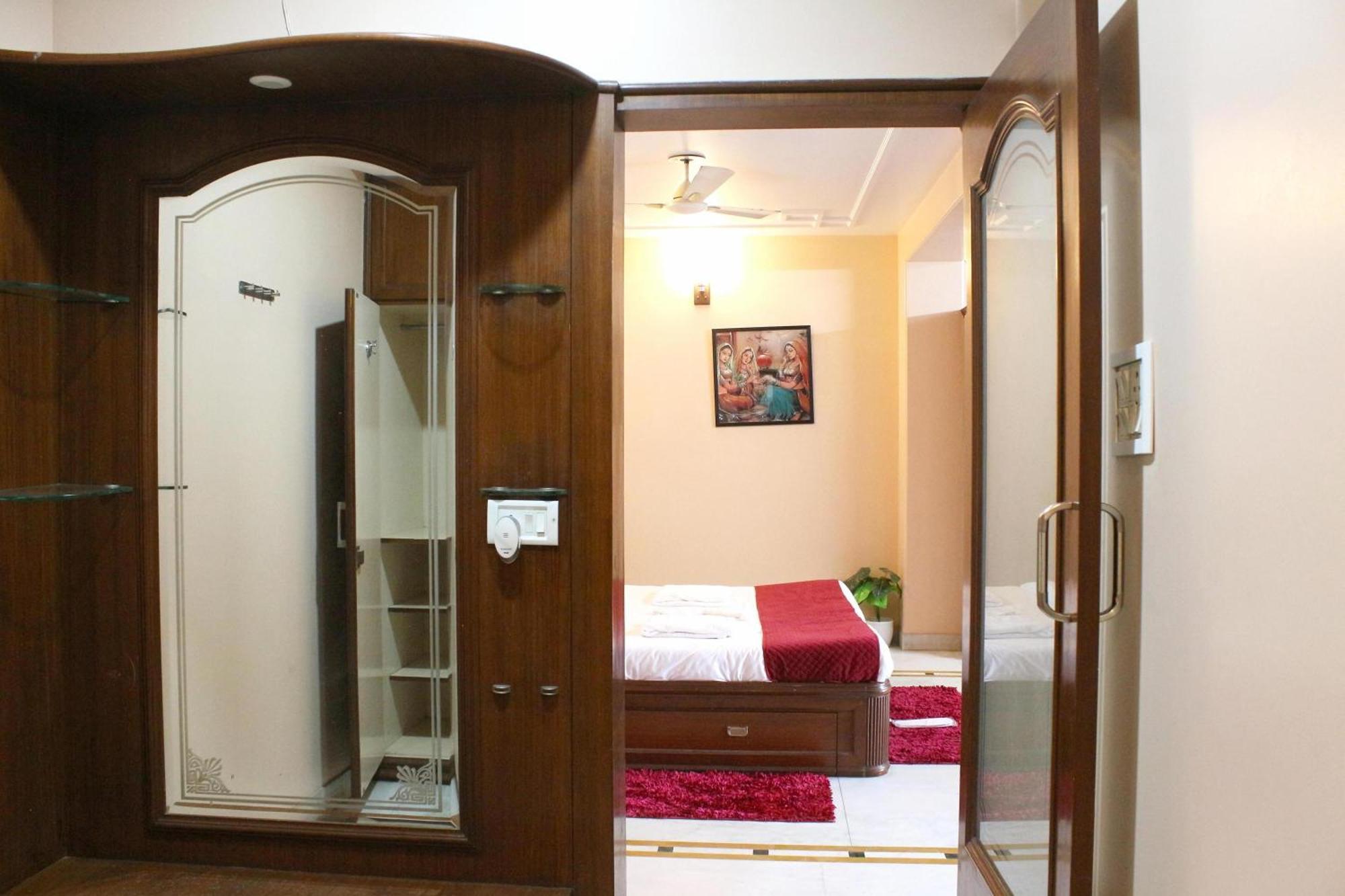 Pink Cozzy Hotel 3*