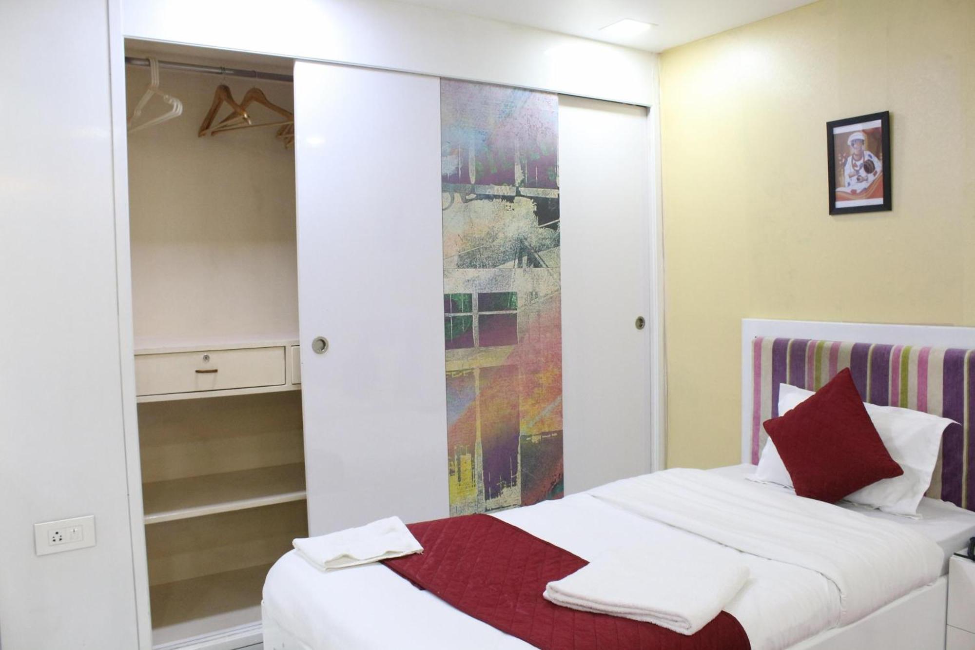 Pink Cozzy Hotel Jaipur